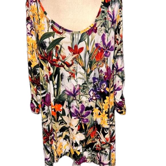 Philosophy Tops - NWT Philosophy Floral Swing Blouse XL